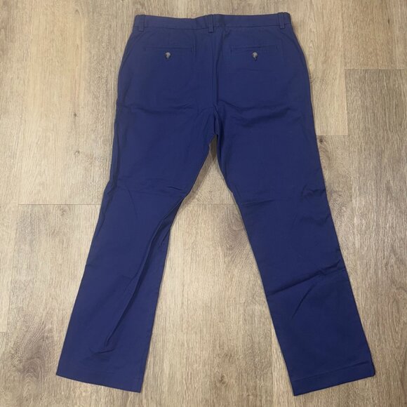 Vineyard Vines 35x30 Breakers Pants EUC - Picture 2 of 3